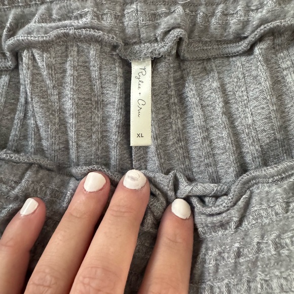 Rylee + Cru Gray Ribbed Set - Picture 3 of 5